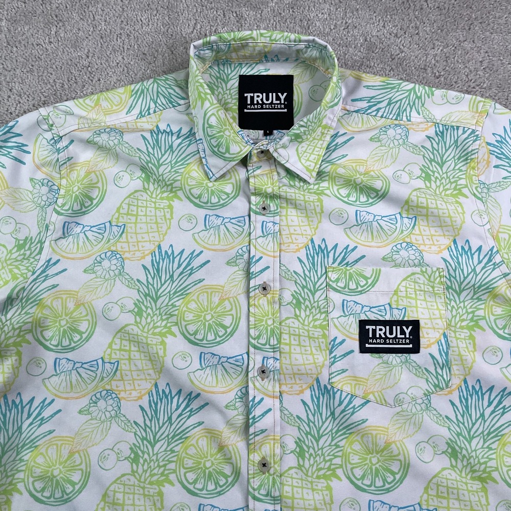 Truly Hard Seltzer Shirt Mens Large White Green Pineapple Fruit Print Brist